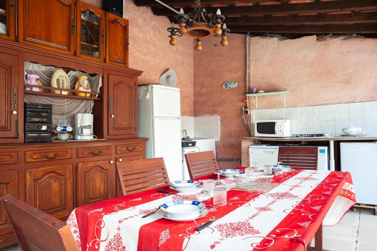Appartement Avec Piscine Et Cuisine โรกฟอร์ต-ลา-เบดูล ภายนอก รูปภาพ